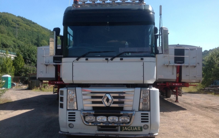 Renault AE Magnum DXI 500 automatic. 1